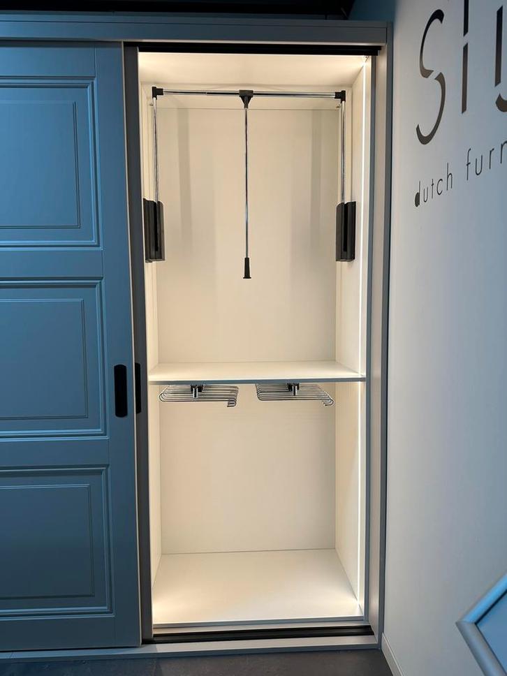 Showmodel maatwerkkast, Huis en Inrichting, Kasten | Kledingkasten, Zo goed als nieuw, 200 cm of meer, 50 tot 75 cm, Ophalen