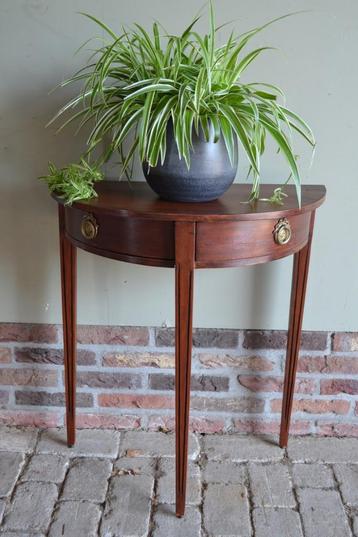 Prachtige antieke mahonie haltafel, wandtafel, sidetable. beschikbaar voor biedingen