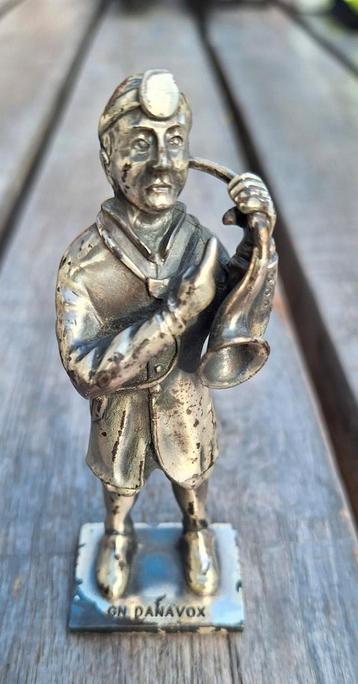 Antiek GN Danavox reclame beeldje beschikbaar voor biedingen