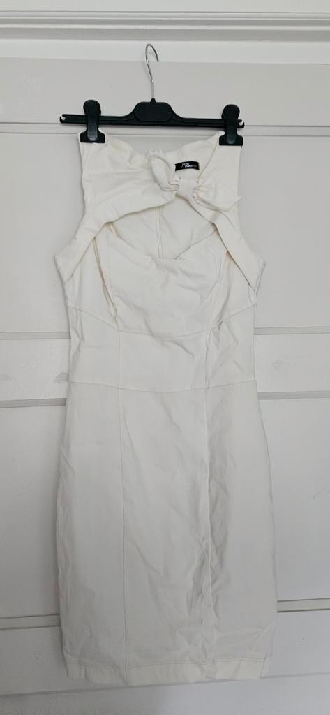 Prachtige creme/witte jurk maat S Jane Norman, Kleding | Dames, Jurken, Gedragen, Maat 36 (S), Beige, Boven de knie, Ophalen of Verzenden