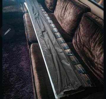 2 elektrische vouwgordijnen de Suikertuin Maison Sucre  beschikbaar voor biedingen