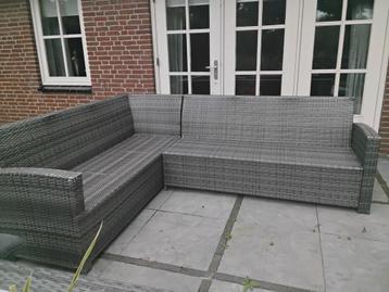 Te koop Mooie loungehoekbank beschikbaar voor biedingen