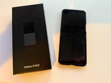 Samsung Galaxy Z Flip 5 nauwelijks gebruikt beschikbaar voor biedingen