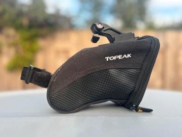 Topeak zadeltasje met bevestigingsbeugel beschikbaar voor biedingen