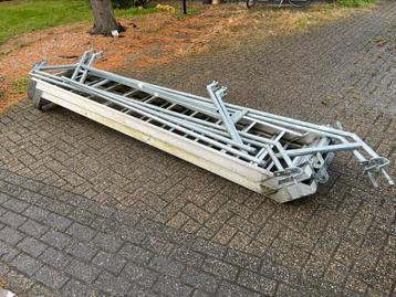 Layher bordestrappen ring 54 cm beschikbaar voor biedingen