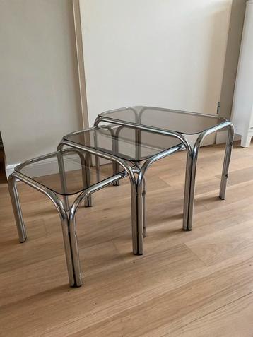 Bauhaus Mimiset Rookglas Chrome Tafeltjes spaceage beschikbaar voor biedingen