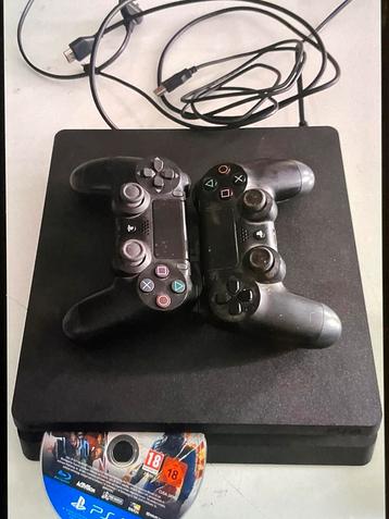 PS4 met 2 controllers en COD Cold War beschikbaar voor biedingen