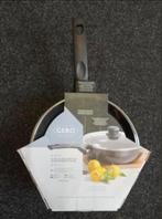 Gero hapjespan te koop., Huis en Inrichting, Keuken | Potten en Pannen, Ophalen of Verzenden, Nieuw, Rvs, Koekenpan of Braadpan