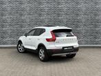 Volvo XC40 T2 Business Pro | Automaat | Trekhaak | Panoramad, Auto's, Volvo, 12 maanden, Gebruikt, Euro 6, Wit