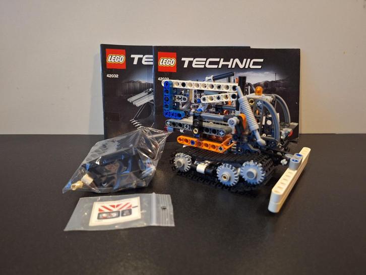 Lego 42032 Technic–Rupsband Graafmach / Sneeuwgraver (2in1), Kinderen en Baby's, Speelgoed | Duplo en Lego, Zo goed als nieuw