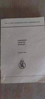 Handboek voor de Soldaat - Koninklijke Landmacht 1985, Verzamelen, Militaria | Algemeen, Ophalen of Verzenden