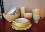 Divers pastelkleurige oud serviesgoed. Boch, BFK, Ophalen of Verzenden