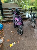 Zip 80cc. Tekoop/teruil, Fietsen en Brommers, Scooters | Piaggio, Ophalen, Maximaal 45 km/u, Zip, Zo goed als nieuw