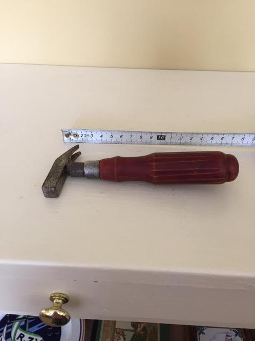 handig hamertje met 2 geheime schroevendraaiers, Antiek en Kunst, Antiek | Gereedschap en Instrumenten, Ophalen of Verzenden