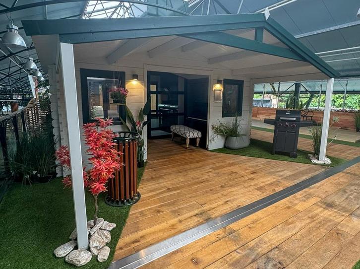 Showmodel Tuinhuis Fonteyn |  Silvia Tuinhuis - OP = OP, Tuin en Terras, Tuinhuizen, Zo goed als nieuw, Blokhut, Hout, 500 cm of meer