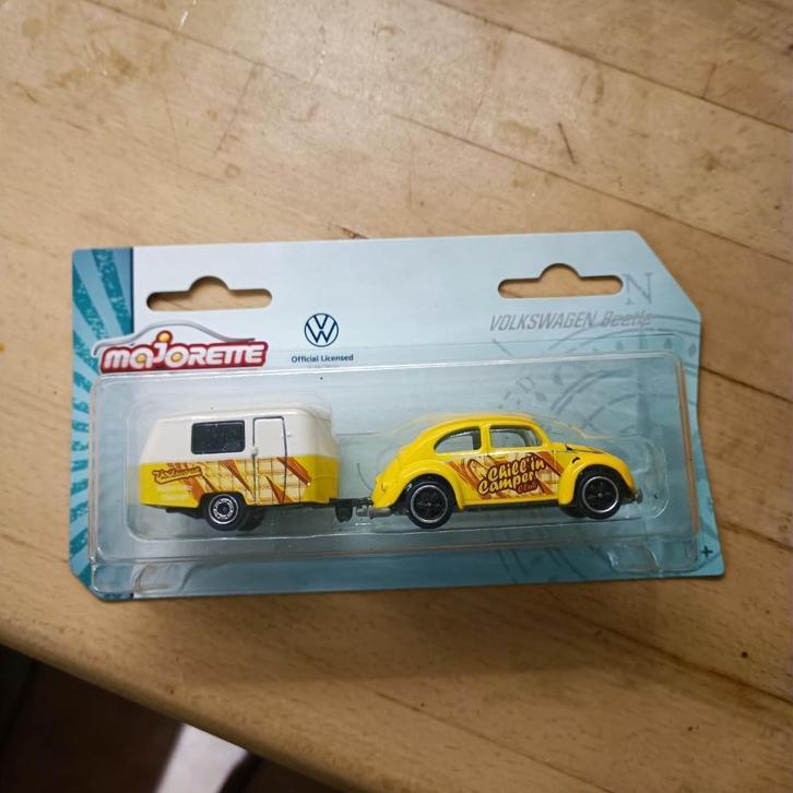 majorette VW The Originals Volkswagen kever geel Eriba puck, Hobby en Vrije tijd, Modelauto's | Overige schalen, Zo goed als nieuw