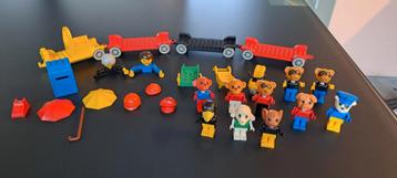 Fabuland lego poppetjes, wagentjes, motorfiets, kruiwagen, e beschikbaar voor biedingen