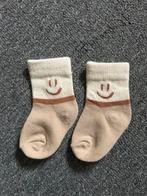 Leuke sokjes met smiley - baby maat 74/80, Ophalen of Verzenden, Nieuw, Jongetje of Meisje, Sokjes