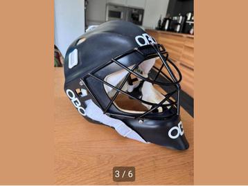Hockey helm. beschikbaar voor biedingen