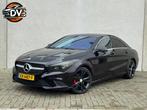 Mercedes-Benz CLA-klasse 200 Ambition NAV STL HALF LEDER PDC, Auto's, Mercedes-Benz, CLA, Zwart, Bedrijf, Handgeschakeld