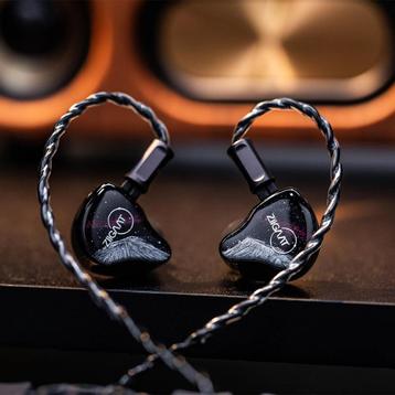 Ziigaat Crescent IEM / oortelefoon / oortjes / in ear beschikbaar voor biedingen