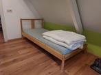 Houten eenpersoons bed, incl matras en 4 seizoenen dekbed, Ophalen, 85 tot 100 cm, Zo goed als nieuw, Matras