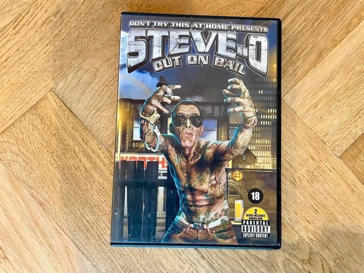 Steve-O Out on Bail - DVD (krasvrij, met NL), Cd's en Dvd's, Dvd's | Tv en Series, Zo goed als nieuw, Non-fictie, Boxset, Vanaf 16 jaar