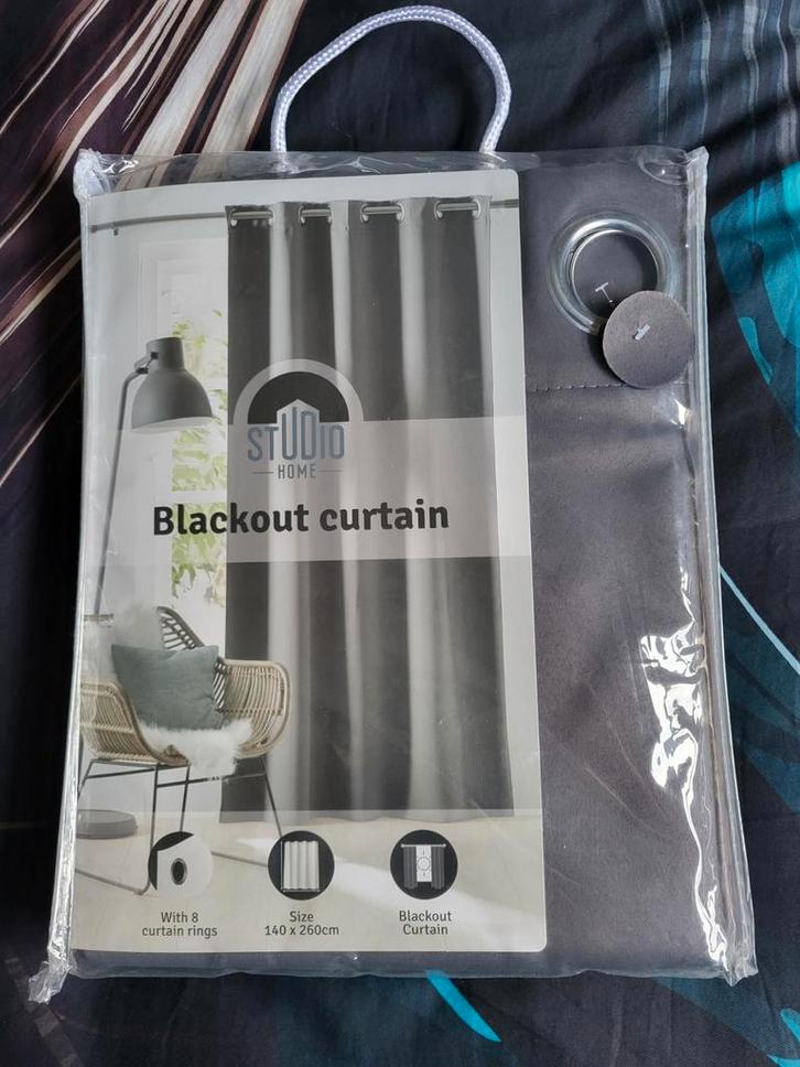 Verduisterend gordijn - Nieuw in verpakking, Huis en Inrichting, Stoffering | Gordijnen en Lamellen, Nieuw, 200 cm of meer, 100 tot 150 cm