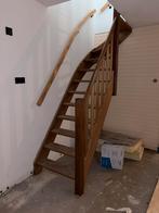 Houten trap met leuning, Doe-het-zelf en Verbouw, Ladders en Trappen, Ophalen, Zo goed als nieuw, 2 tot 4 meter
