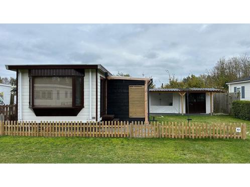 Chalet met aanbouw te koop in Appelscha,Friesland! R#52R, Caravans en Kamperen, Stacaravans, tot en met 3