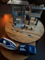Playmobil politiebureau met auto oplegger en boot, Kinderen en Baby's, Speelgoed | Playmobil, Ophalen of Verzenden, Zo goed als nieuw