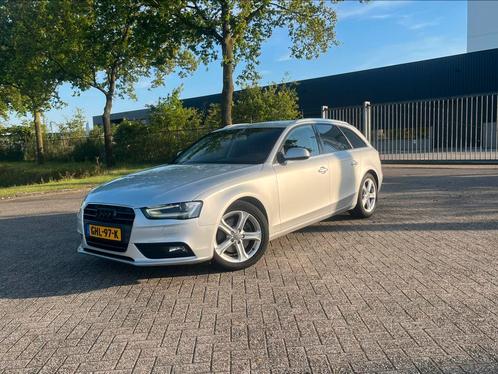 Audi A4 1.8TFSI 125KW Avant 2012 Grijs, Auto's, Audi, Particulier, A4, Benzine, Stationwagon, Handgeschakeld, Geïmporteerd, Zilver of Grijs