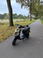 Piaggo zip, Fietsen en Brommers, Scooters | Piaggio, Ophalen, Tweetakt, Gebruikt, Maximaal 45 km/u