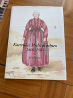 W. van der Plas - Katwijkse klederdrachten, Ophalen of Verzenden, Zo goed als nieuw, W. van der Plas