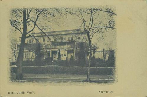 (379-243-035) Arnhem Hotel Bellle Vue, Verzamelen, Ansichtkaarten | Nederland, Gelderland, Verzenden