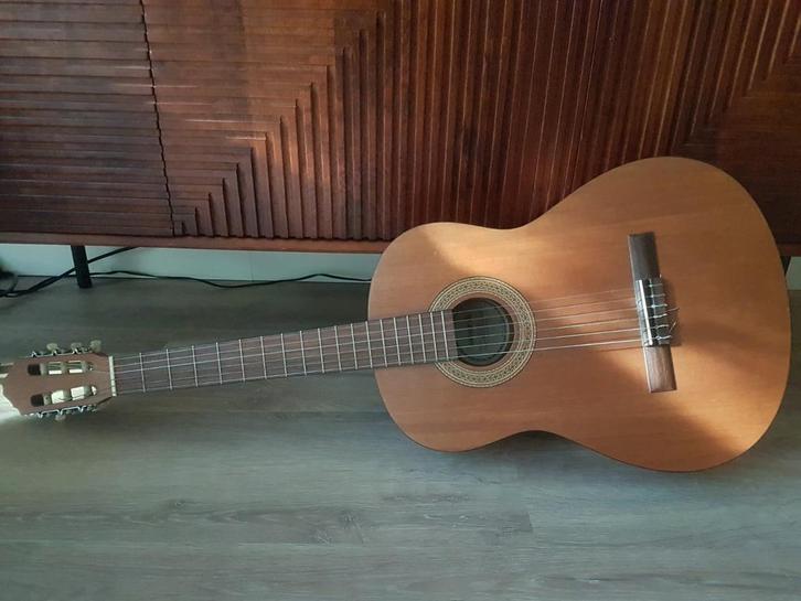 Samick LC-016 - midden '00 - klassiek made in Indonesia, Muziek en Instrumenten, Snaarinstrumenten | Gitaren | Akoestisch, Zo goed als nieuw