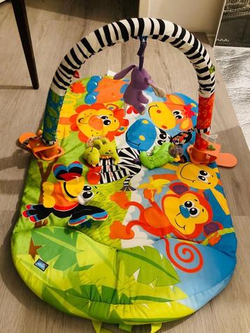 Speelmat – Baby Gym & Activiteitenspeelmat beschikbaar voor biedingen