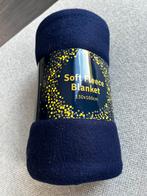 Fleece deken merk Action 130x160cm donkerblauw., Ophalen of Verzenden, Nieuw