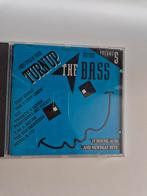 Turn Up The Bass Volume 5 CD, Ophalen of Verzenden, Zo goed als nieuw, Techno of Trance