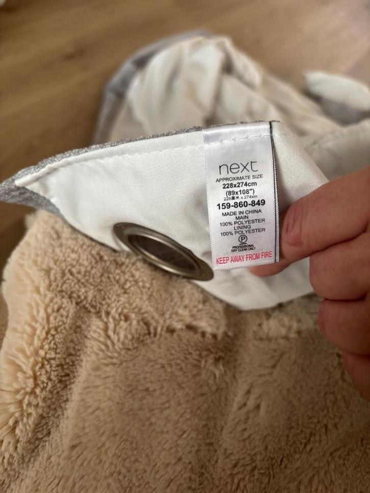 Next Grey silver Gordijn (curtain) (2pieces) (228*274cm), Huis en Inrichting, Stoffering | Gordijnen en Lamellen, Zo goed als nieuw