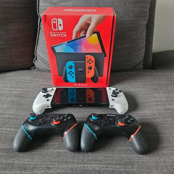 Nintendo Switch OLED + minstens 15 Games, Spelcomputers en Games, Games | Nintendo Switch, Gebruikt, Overige genres, 3 spelers of meer