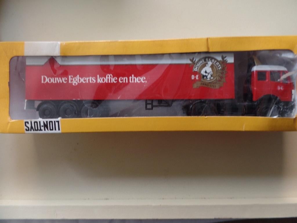 Mercedes trekker/oplegger Lion Toys DE, Hobby en Vrije tijd, Modelauto's | 1:50, Verzenden, Zo goed als nieuw, Bus of Vrachtwagen