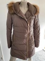 Peuterey winterjas met mooie bontkraag maat it 44., Kleding | Dames, Jassen | Winter, Maat 38/40 (M), ., Beige, Ophalen of Verzenden