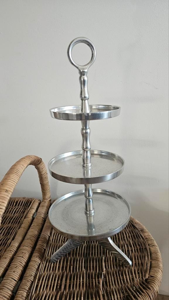 Aluminium etagère - Ruim 40 cm hoog, Huis en Inrichting, Woonaccessoires | Etagères, Gebruikt, Ophalen of Verzenden