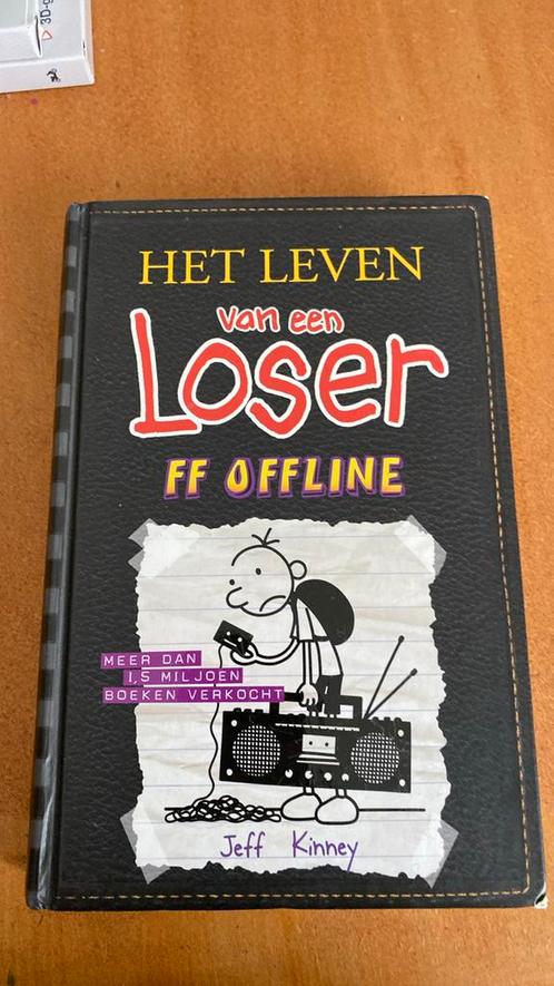 Jeff Kinney - Ff offline, Boeken, Kinderboeken | Jeugd | 10 tot 12 jaar, Zo goed als nieuw, Ophalen of Verzenden