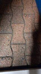 Gevraagd zwaluwstaart stenen ( genuanceerd ), Ophalen of Verzenden, Gebruikt, Beton, Klinkers