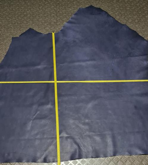 Rund - Leer Lavender-BlueZie Omschrijving, Hobby en Vrije tijd, Stoffen en Lappen, Nieuw, Leer of Kunstleer, 30 tot 120 cm, 30 tot 200 cm