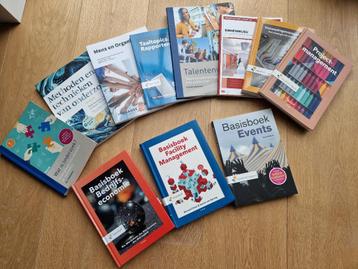 boekenpakket - HBO facility management - NIEUWSTAAT beschikbaar voor biedingen