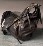 FAB. Leren schoudertas/buideltas., Sieraden, Tassen en Uiterlijk, Tassen | Schoudertassen, Ophalen of Verzenden, Zo goed als nieuw