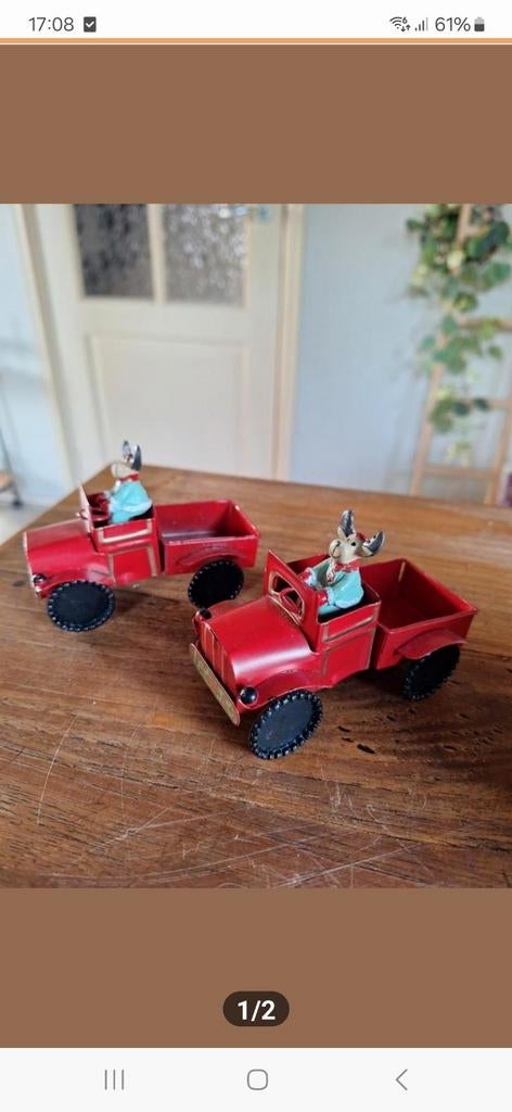 Twee leuke kerst autotjes, Ophalen